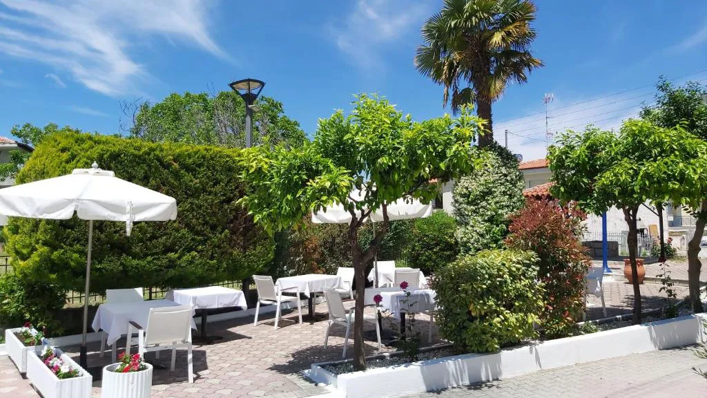 Akrogiali Exclusive Polihrono memory travel (5).jpg