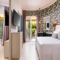 neikos mediteraneo memory travel (2).jpg