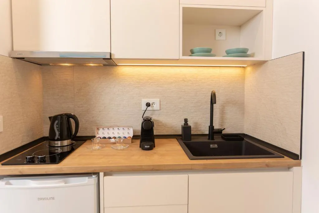 Anastasia Apartments Hanioti Memory travel (7).jpg